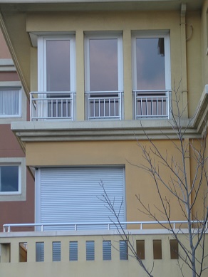 dikey çubuklu fransız balkon korkulukları